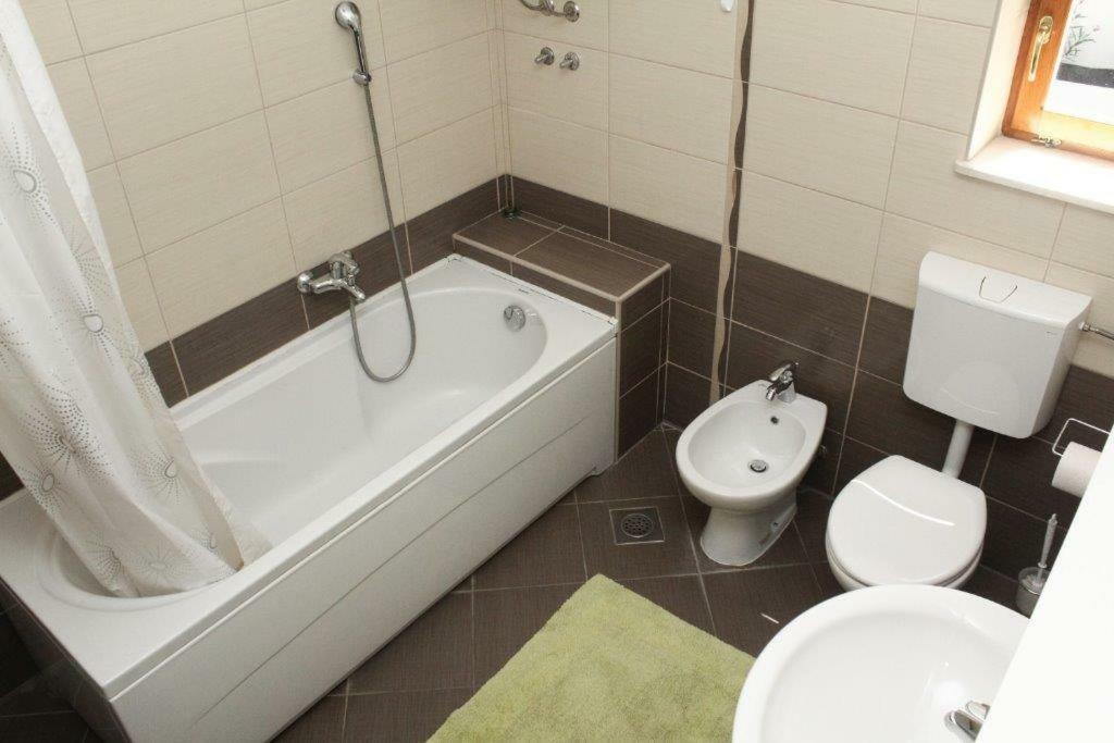 Apartman Morovic Sveti Filip i Jakov Exterior foto
